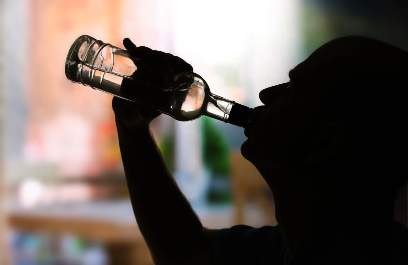 Osoby nadużywające alkoholu problemem dla DPS. Będą usuwane z placówek?