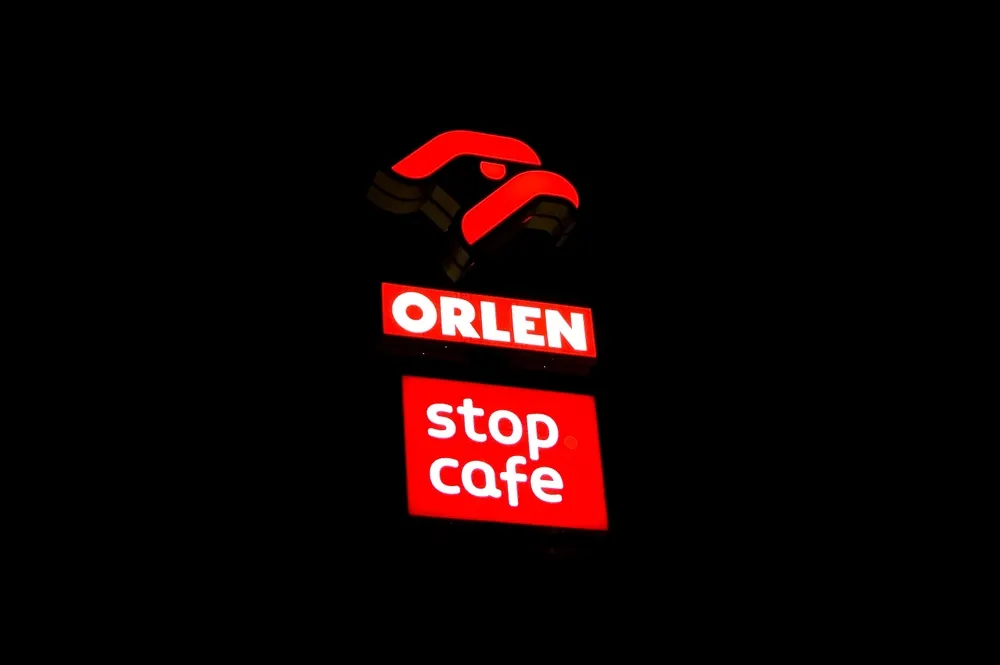 Marszałek Grodzki: Orlen wyprzedaje zasoby strategiczne, czyli działa na niekorzyść spółki