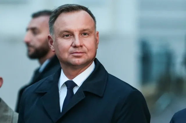 Prezydent: NATO powinno wrócić do wydatków na obronność na poziomie 3 proc.