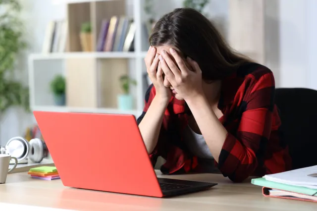 Prawo do bycia offline. W UE ruszają prace nad prawem do odłączenia