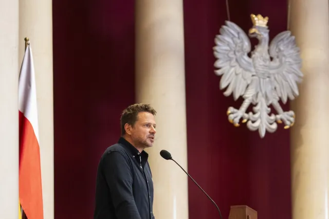 Kogo Polacy widzieliby w roli prezydenta kraju? Trzaskowskiego, Morawieckiego czy Gawryluk? [SONDAŻ]