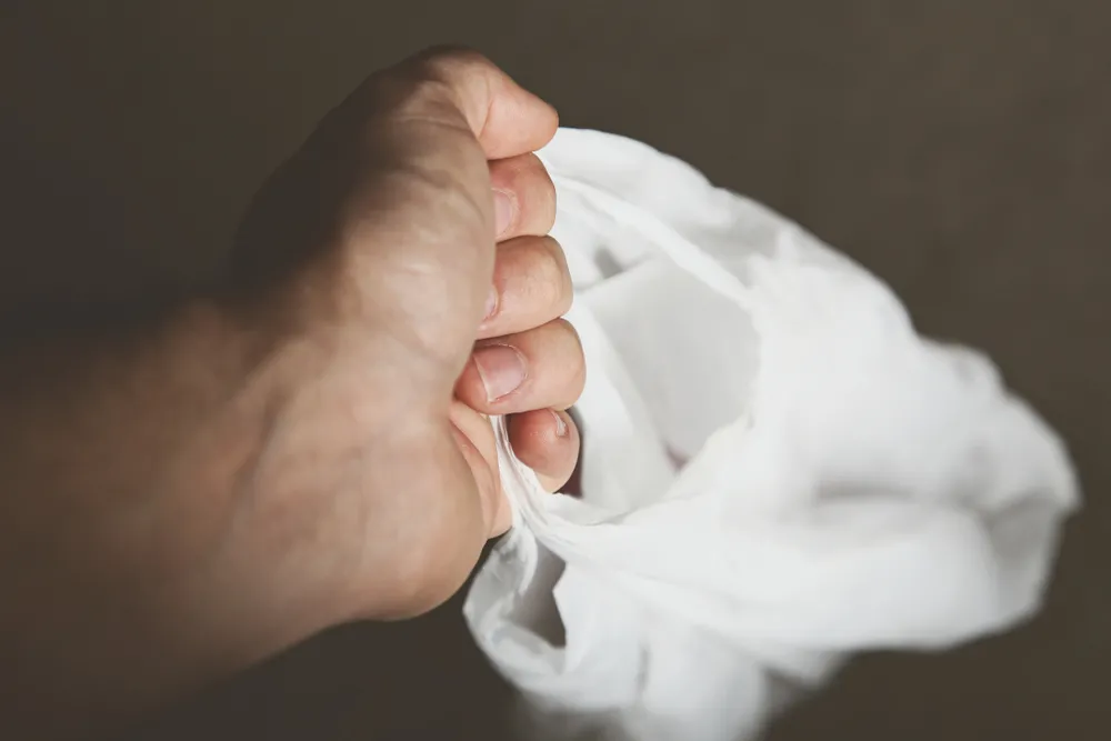 Nadchodzą kolejne zakazy. Znikają plastikowe zrywki i... patyczki do balonów