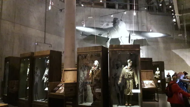 "Barbarzyńska ingerencja". 500 naukowców podpisanych pod apelem ws. Muzeum II WŚ