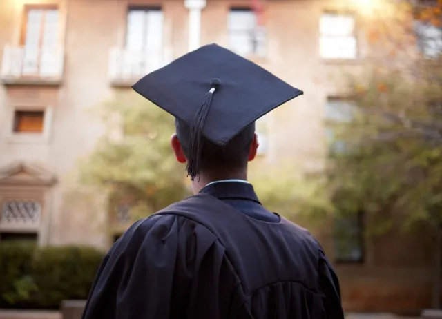 Student z zagranicy nie popracuje bez zezwolenia. To odpowiedź na aferę wizową