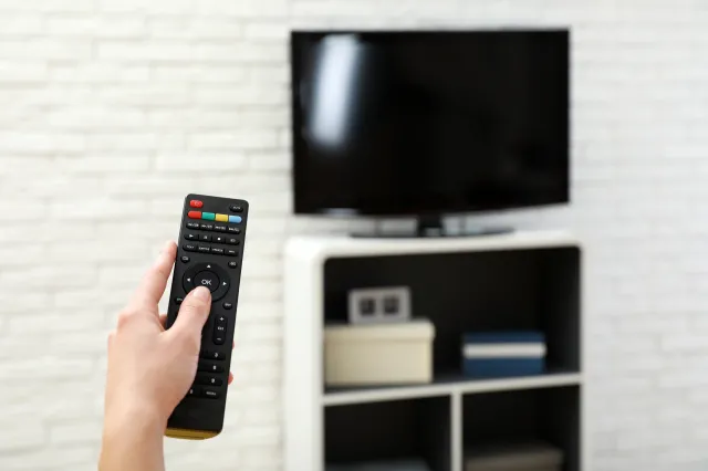Tyle zapłacisz za abonament RTV w 2025 roku. Jak skorzystać ze zniżek?