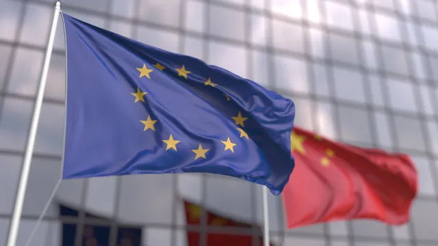 Stosunki UE-Chiny. Europa nakreśli czerwone linie