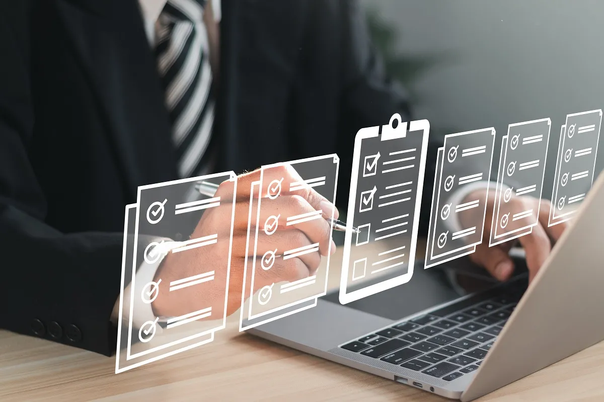 dokumenty elektroniczne paperless office biuro bez papieru dokumentacja automatyzacja komputeryzacja infromatyzacja digitalizacja cyfryzacja