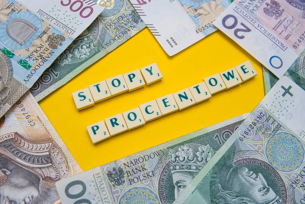 Kotecki z RPP: Cykl podwyżek stóp procentowych na pewno nie jest zakończony