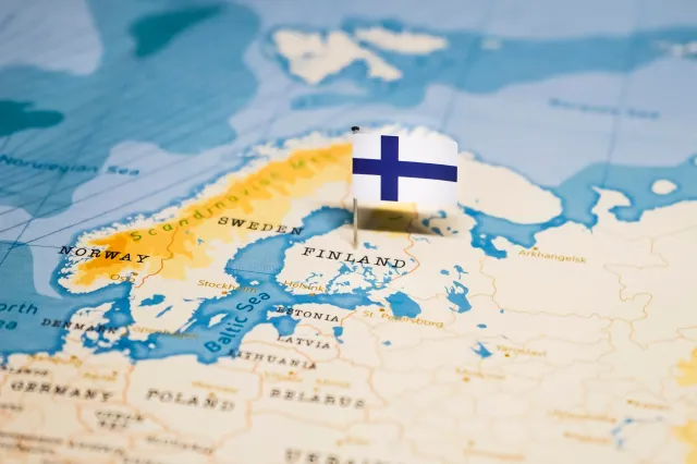 Finlandia nie chce zamknąć granicy przed Rosjanami. MSZ: Odpowiedzialność zbiorowa jest nielegalna