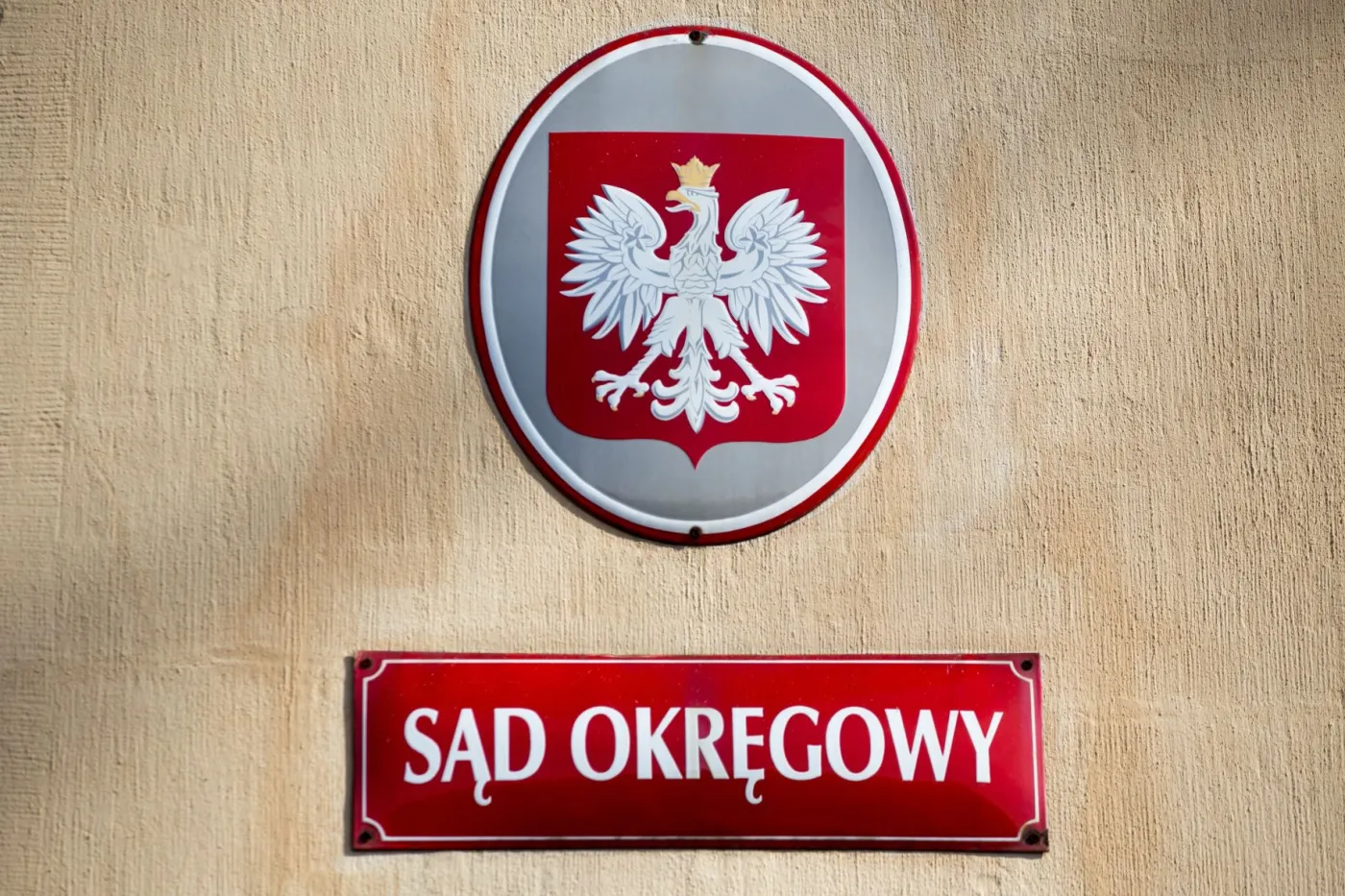 Aplikanci nie będą już kontrolowani przy wejściu do sądu
