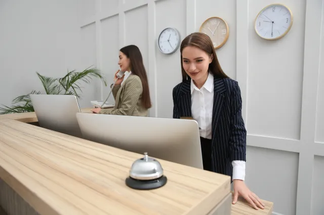 Wynagrodzenia dla praktykantów i stażystów? Pracodawcy nie są jednomyślni