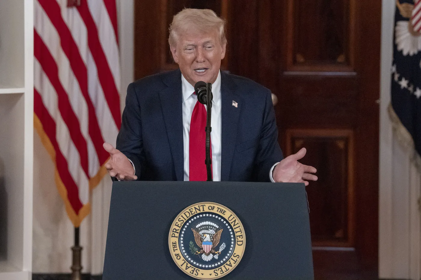 Trump odcina fundusze dla mediów publicznych. Oskarża je o propagandę