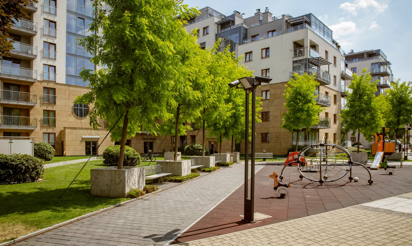 Mamy nowy rekord mieszkań czekających na klientów. „Klienci czekają na spadek cen”