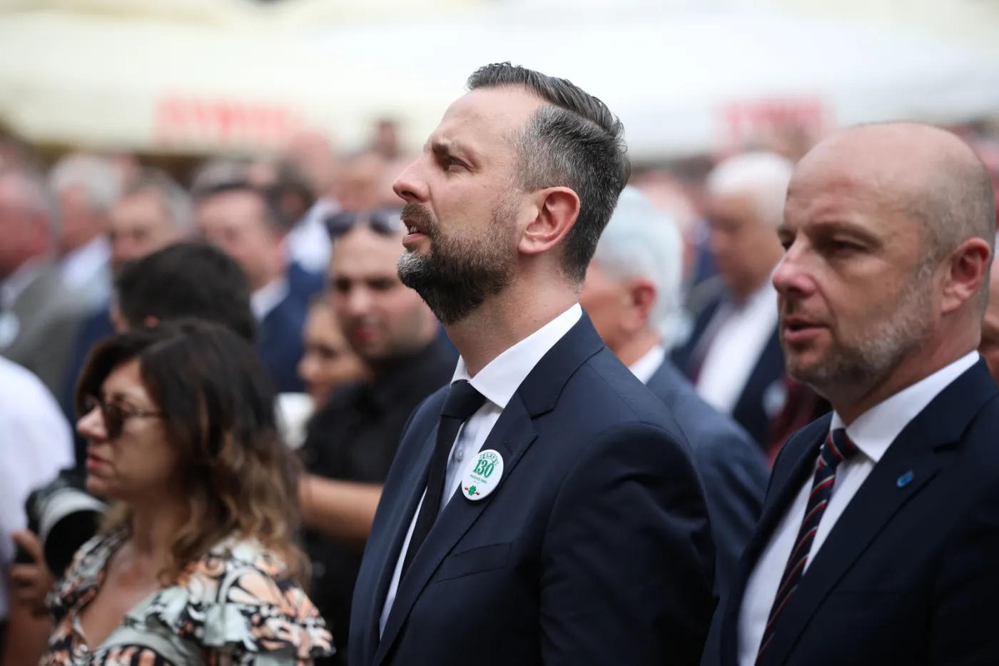 800+ tylko dla pracujących Polaków? Propozycja wicepremiera dzieli koalicję