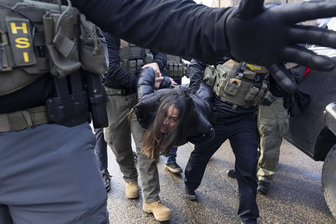Protesty w Minneapolis. ICE użyło gazu łzawiącego pod lokalną szkołą