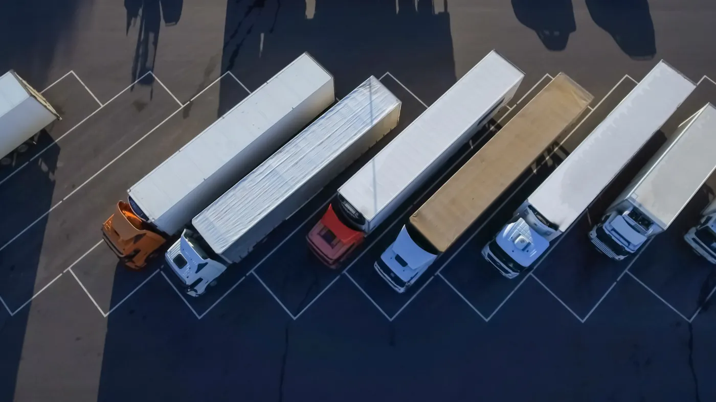 Skradziono ciężarówkę, która wiozła 12 ton batoników KitKat. Jechała do Polski