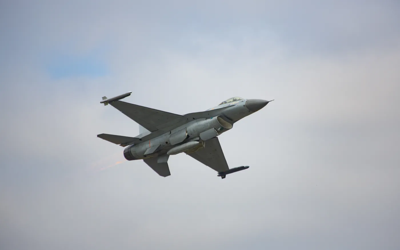 General,Dynamics,F16,Fighter