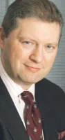 Maciej Srebro, prezes Biatelu, były minister łączności