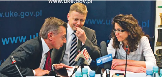 Olivier Barberot, członek zarządu France Telecom, Maciej Witucki, prezes Telekomunikacji Polskiej, i Anna Streżyńska, prezes UKE