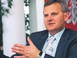 Grad: Wzrost polskiego PKB dobrze wpływa na inwestorów