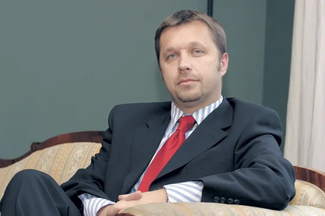 Jak można skutecznie potrącić karę umowną z wynagrodzenia kontrahenta