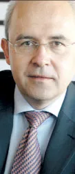 Kiedy usługobiorca jest podatnikiem przy imporcie usług