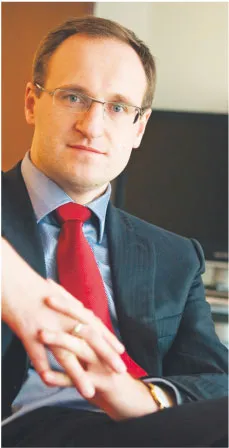"Będziemy częściej kupować za granicą"