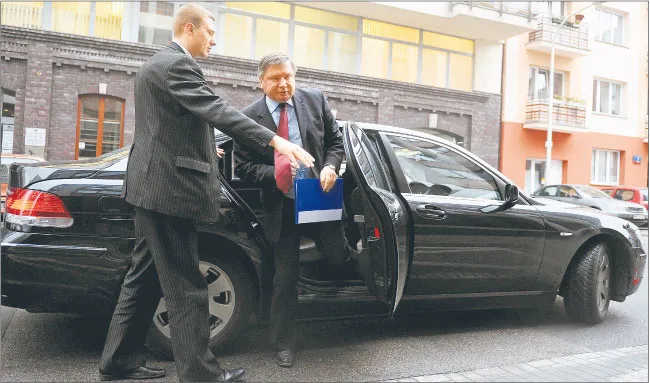 Jerzy Miller ogłosił przetarg na system informatyczny dla sieci CPR-ów