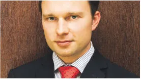 Kiedy strona jest zwolniona od ponoszenia opłat skarbowych