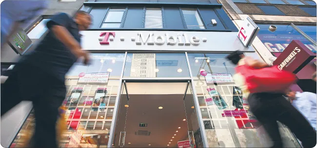 T-Mobile ma doświadczenie w budowaniu wizerunku na skalę globalną. Lokalne marki, m.in. Westel na Węgrzech, Paegas w Czechach, zastąpiło szaro-różowe logo. Wkrótce pojawi się ono również w Polsce