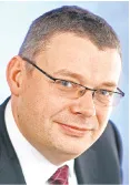 Marcin Piasecki: Operacja na kieszeniach pacjentów