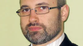 Przez kogo może być reprezentowana strona w postępowaniu przed organami administracji publicznej