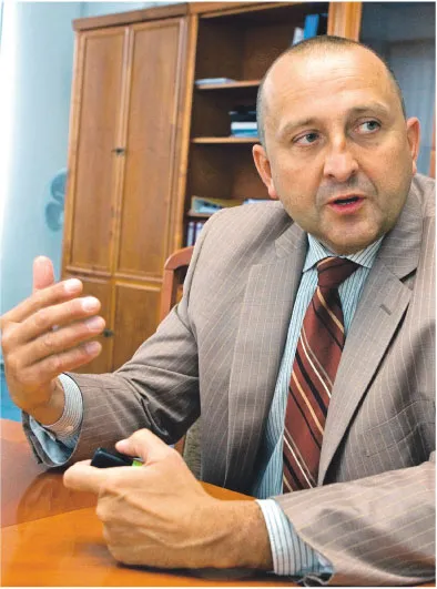 Jacek Paszkiewicz