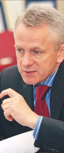 "Reforma systemu emerytalnego służb mundurowych w 2011 roku"
