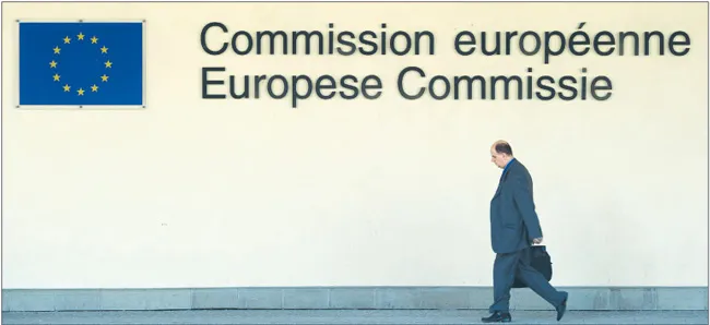 Od 10 lat Komisja Europejska toczy spory z oganizacjami płatniczymi