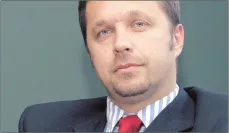 W jaki sposób może dojść w praktyce do ograniczenia kompetencji zarządu spółki