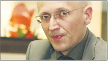 Jakie są podstawy kontroli legalności oprogramowania w firmie
