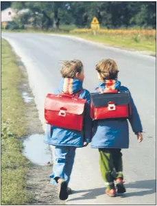 Do szkoły będzie coraz dalej
