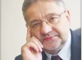 Aleksander Proksa, radca prawny, reprezentował prezydenta przed TK, obecnie dyrektor departamentu prawnego NBP