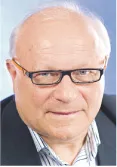 Andrzej Jankowski, kierownik działu prawo gospodarcze