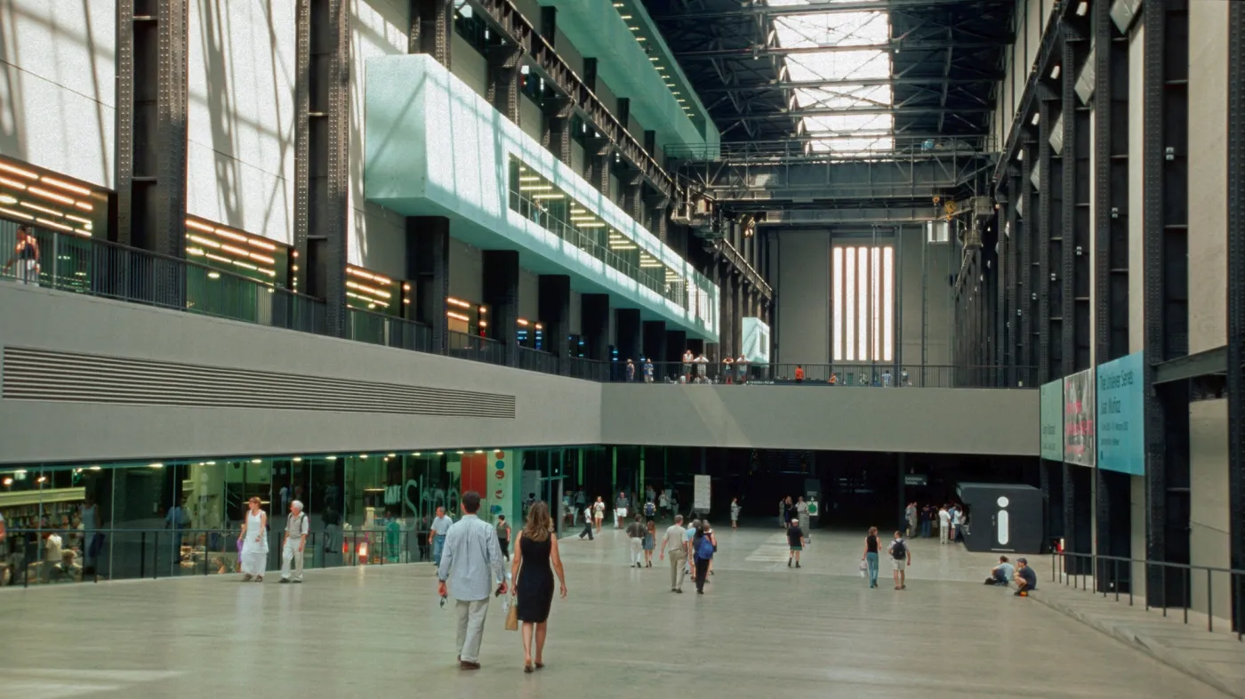 790872-tate-modern-london-2001-03.jpg