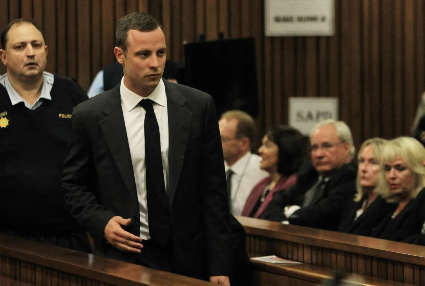 Rozpoczął się proces Oskara Pistoriusa: Na sali matka Reevy Steenkamp