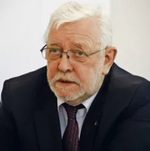 2193636-jerzy-stepien-wspoltworca.jpg