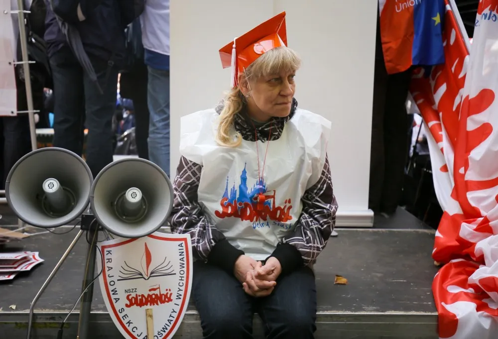 2341672-protest-znp-i-solidarnosci.jpg