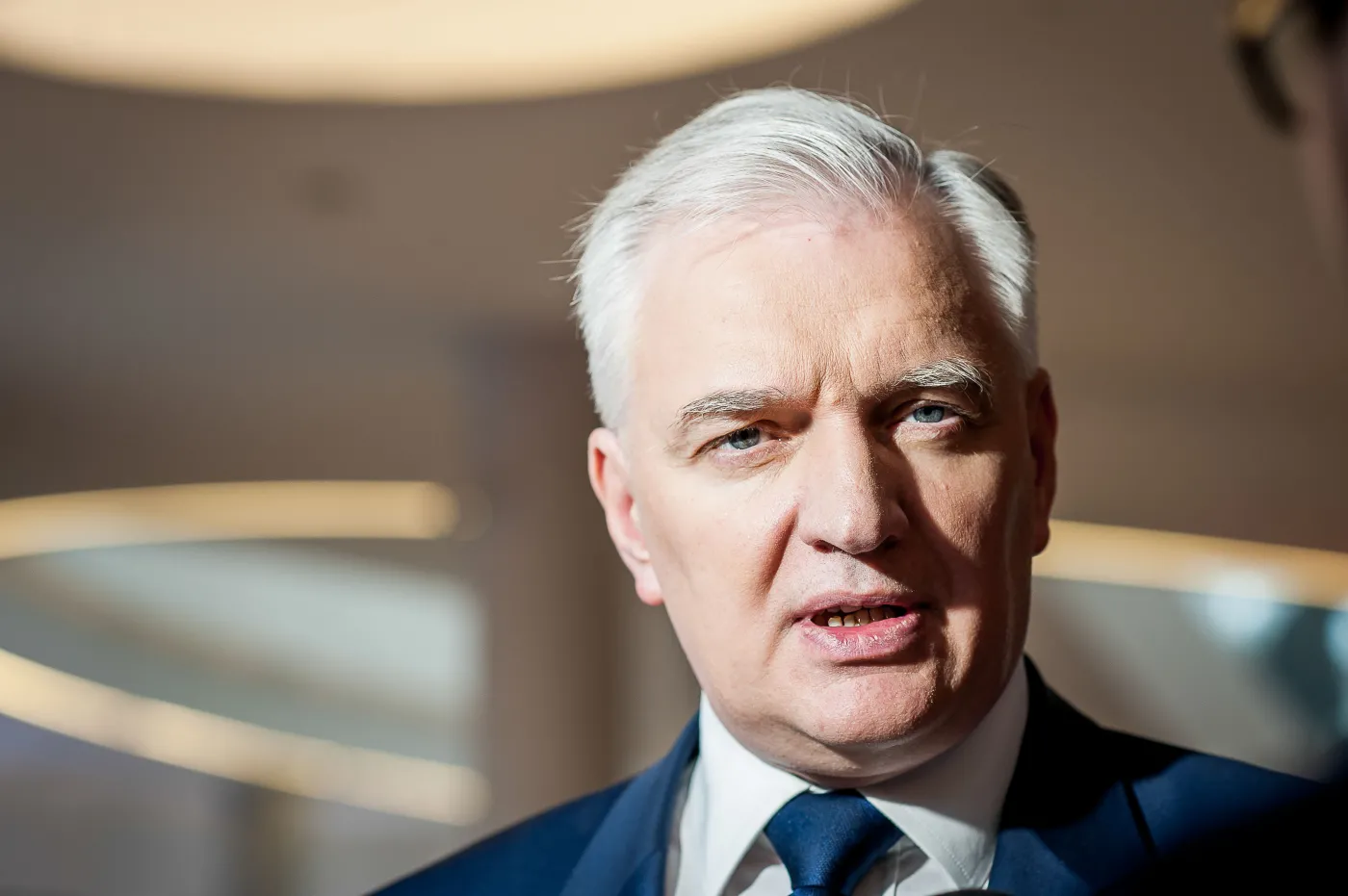 Gowin: Państwo powinno "zrenacjonalizować" niektóre zagraniczne banki w Polsce