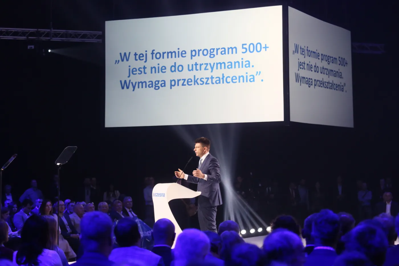 Petru: Program 500 plus powinien być zlikwidowany. W zamian "Aktywna rodzina"