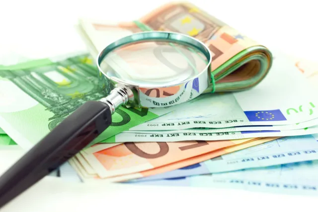 Kraje UE zatwierdziły rewizję wieloletniego budżetu. Londyn wycofał weto
