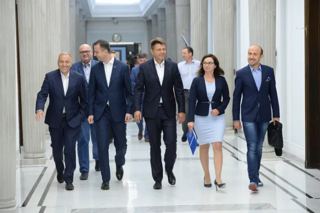Opozycja otwarta na dyskusję z prezydentem. "Przedkładamy projekt zgodnej z konstytucją demokratyzacji KRS"