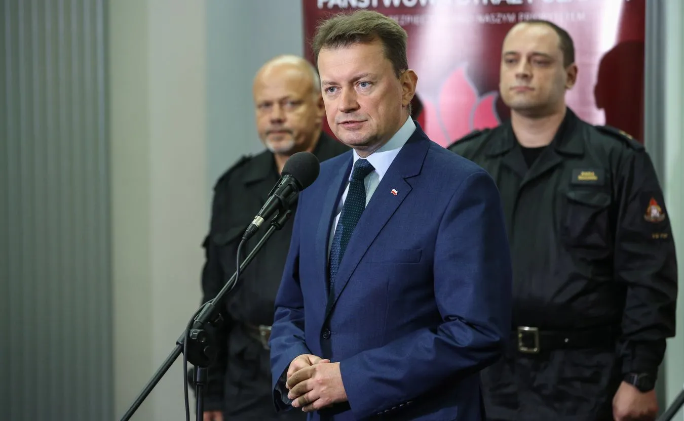 Błaszczak o działaniach po nawałnicach: Służby zadziałały natychmiast. Kytyka jest oburzająca