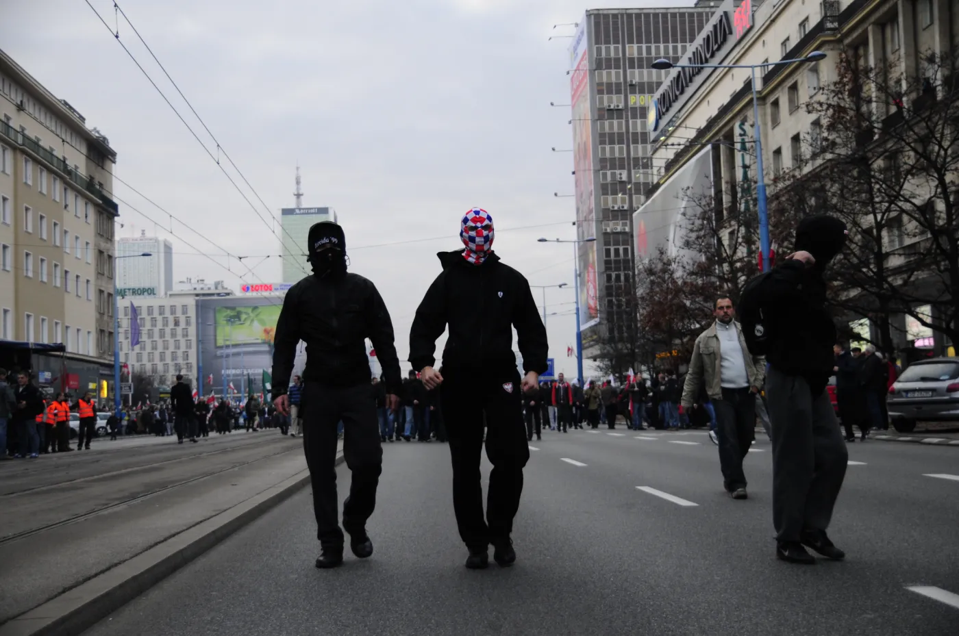 "Drugi Budapeszt w Warszawie". Czy w Polsce powstanie odpowiednik Jobbiku?